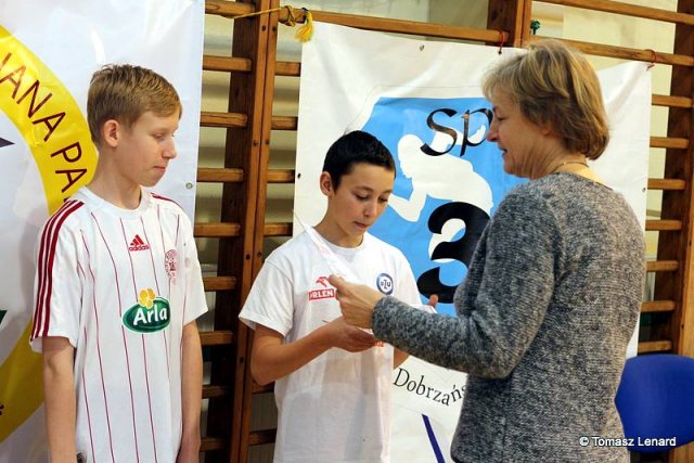 2014-12-18-120918-canon eos 700d